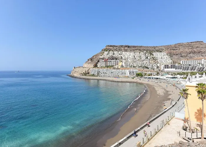 4 By Villagrancanaria